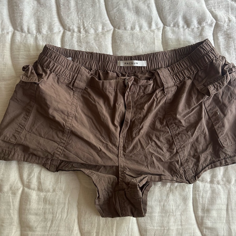 Pacsun Low Rise Cargo Brown Shorts